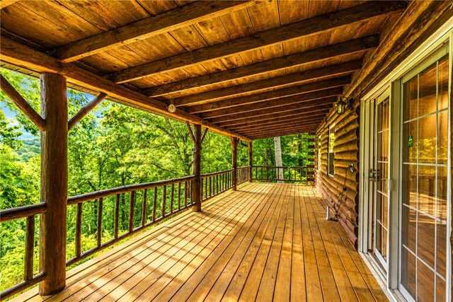 85 County Road 154, Eureka Springs, AR 72632