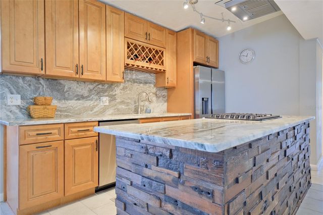 6811 GEORGIA AVENUE, Bradenton, FL 34207