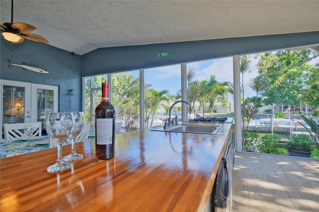 6811 GEORGIA AVENUE, Bradenton, FL 34207