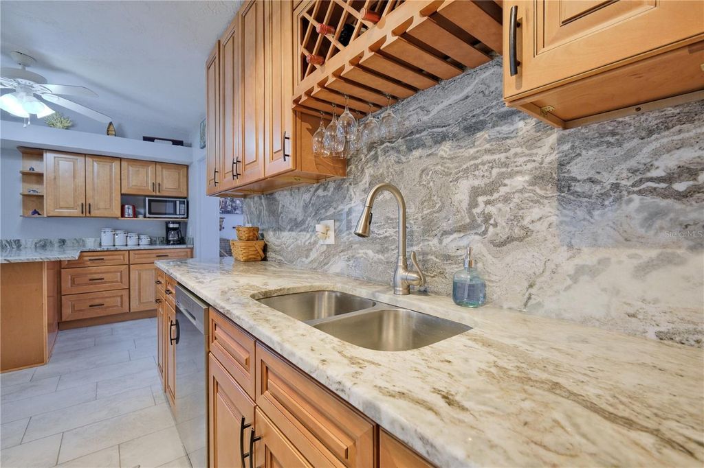 Image 23 of property listing at 6811 GEORGIA AVENUE, Bradenton, FL 34207