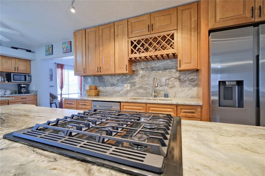 Image 25 of property listing at 6811 GEORGIA AVENUE, Bradenton, FL 34207