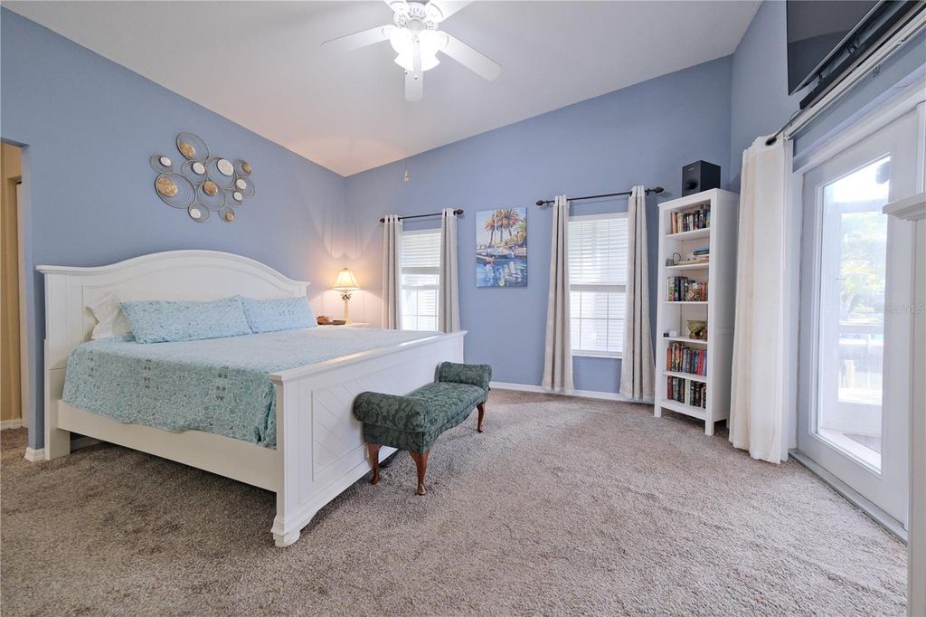 Image 36 of property listing at 6811 GEORGIA AVENUE, Bradenton, FL 34207