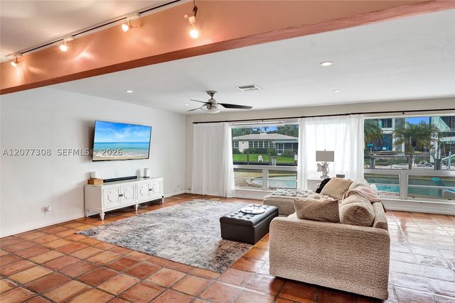 1312 Tangelo Isle, Fort Lauderdale, FL 33315
