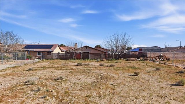 14758 Bristol, Helendale, CA 92342