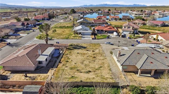 14758 Bristol, Helendale, CA 92342
