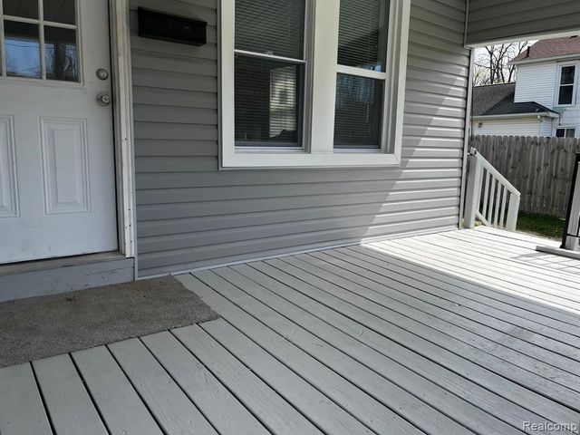 417 E Hunt Street, Adrian, MI 49221