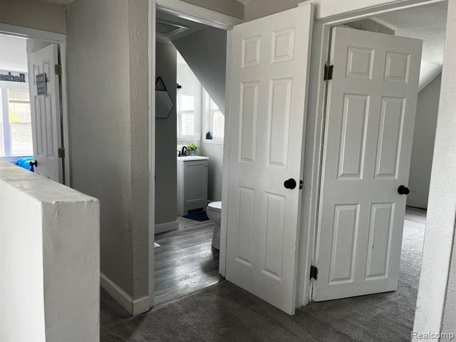 417 E Hunt Street, Adrian, MI 49221