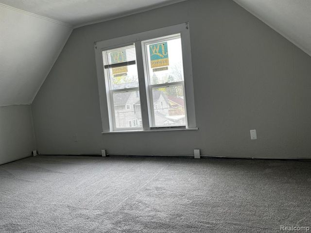 417 E Hunt Street, Adrian, MI 49221