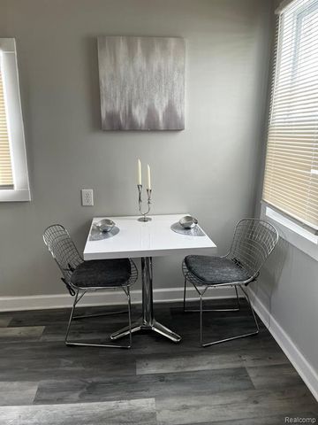 417 E Hunt Street, Adrian, MI 49221