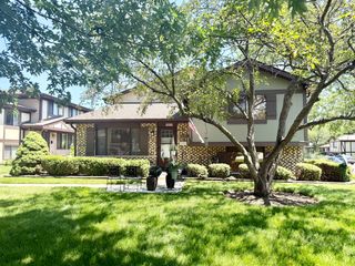 6233 Gold Circle, Hanover Park, IL 60133