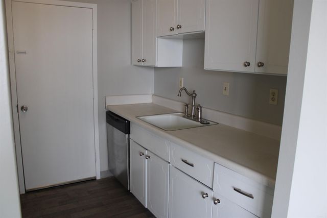 700 E 9th St Apt 7E, Little Rock, AR 72202