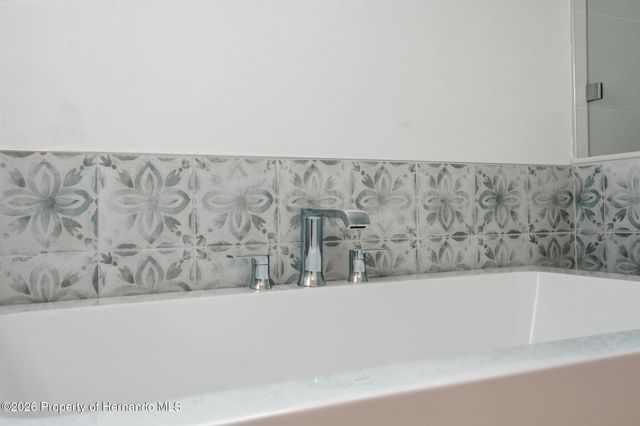 17460 Macassar Road, Brooksville, FL 34614