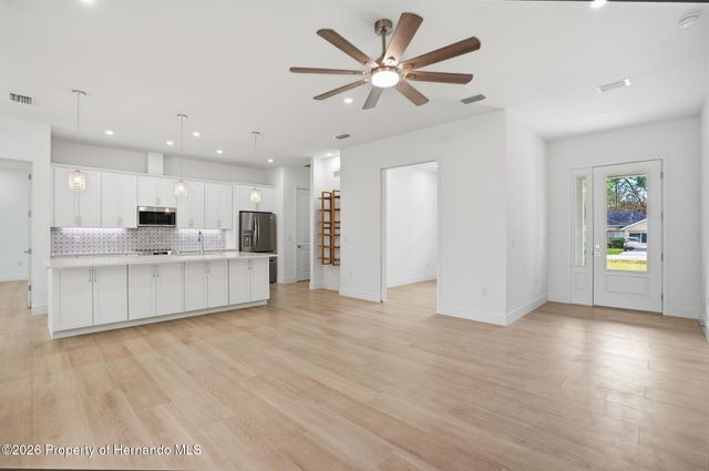 17460 Macassar Road, Brooksville, FL 34614