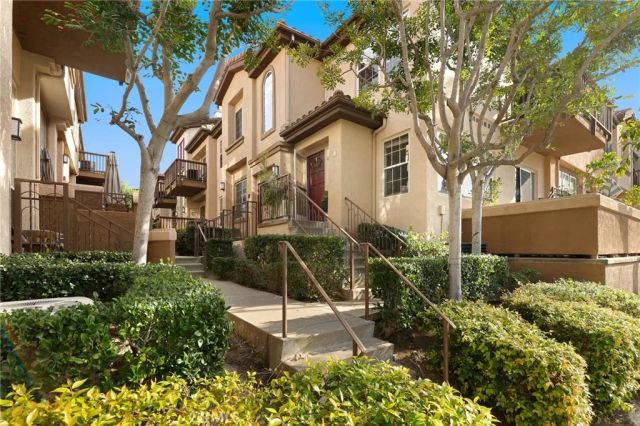 12 Montana Del Lago Drive 168, Rancho Santa Margarita, CA 92688