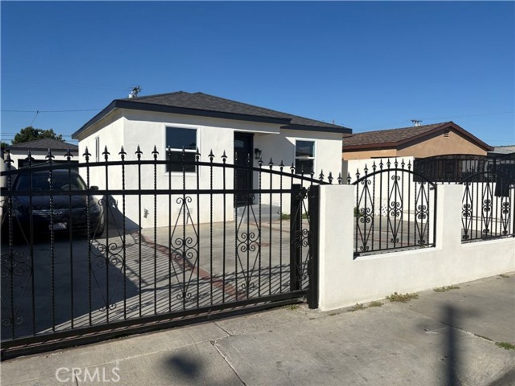 2605 E 132nd, Compton, CA 90222