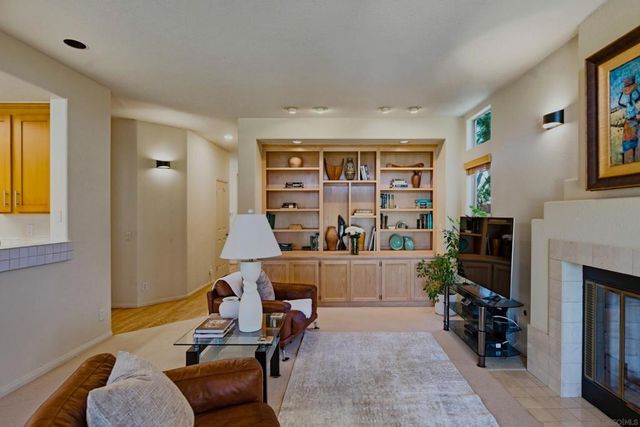 11495 Larmier Cir, San Diego, CA 92131