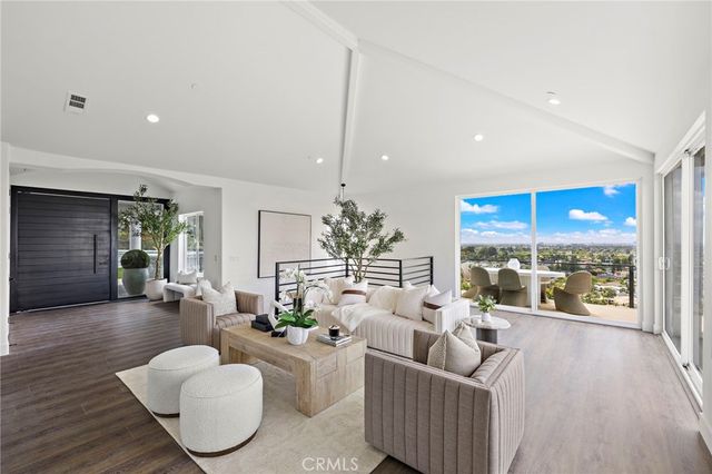 12336 Circula Panorama, North Tustin, CA 92705