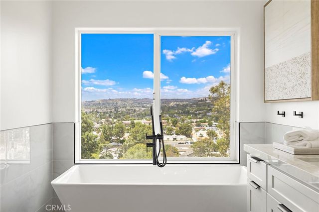 12336 Circula Panorama, North Tustin, CA 92705