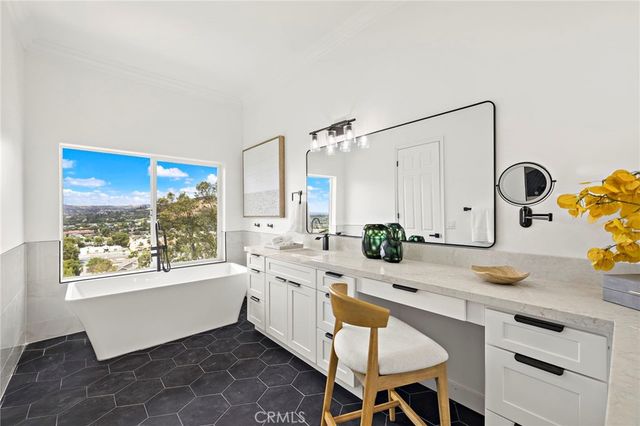 12336 Circula Panorama, North Tustin, CA 92705