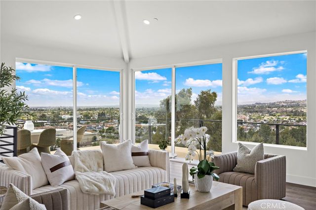 12336 Circula Panorama, North Tustin, CA 92705