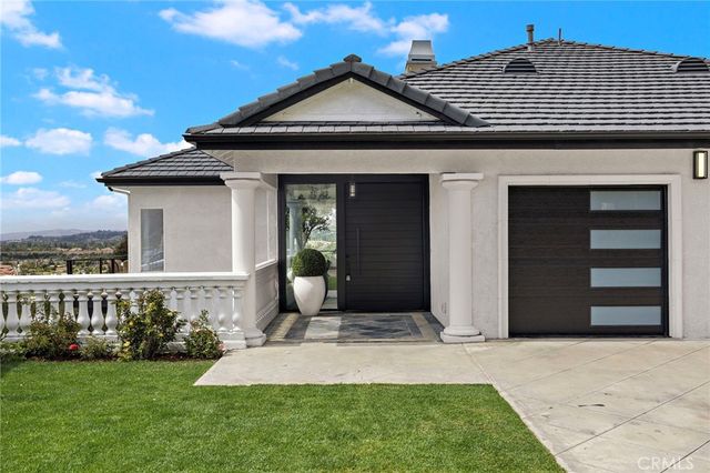 12336 Circula Panorama, North Tustin, CA 92705