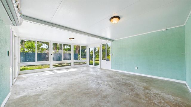 1902 53RD STREET S, Gulfport, FL 33707