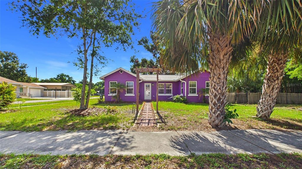 1902 53RD STREET S, Gulfport, FL 33707