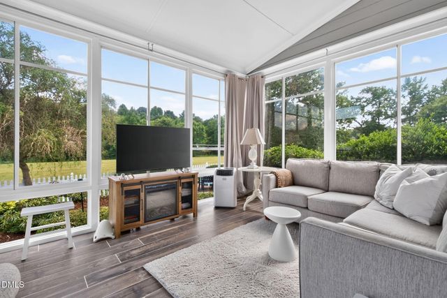 122 Poplar Branch Lane, Cary, NC 27519
