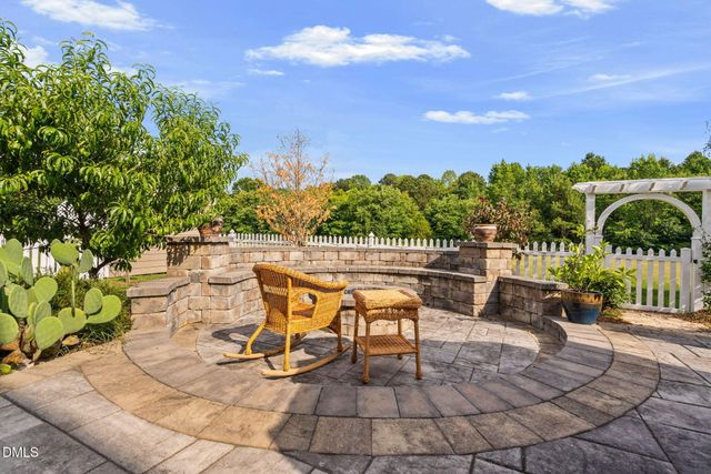 122 Poplar Branch Lane, Cary, NC 27519