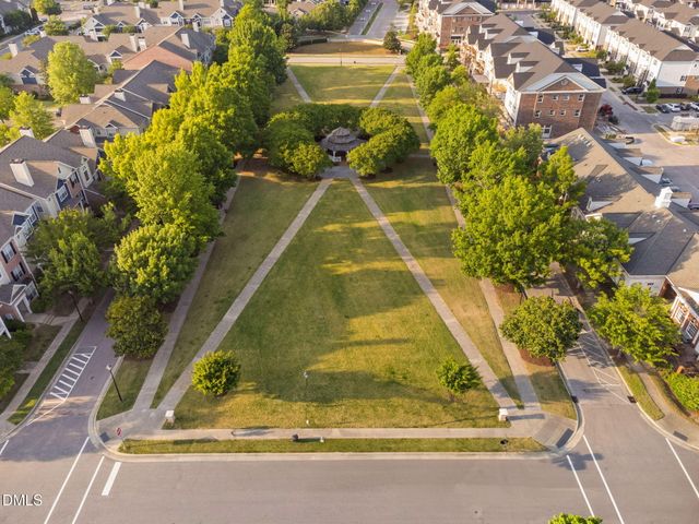122 Poplar Branch Lane, Cary, NC 27519