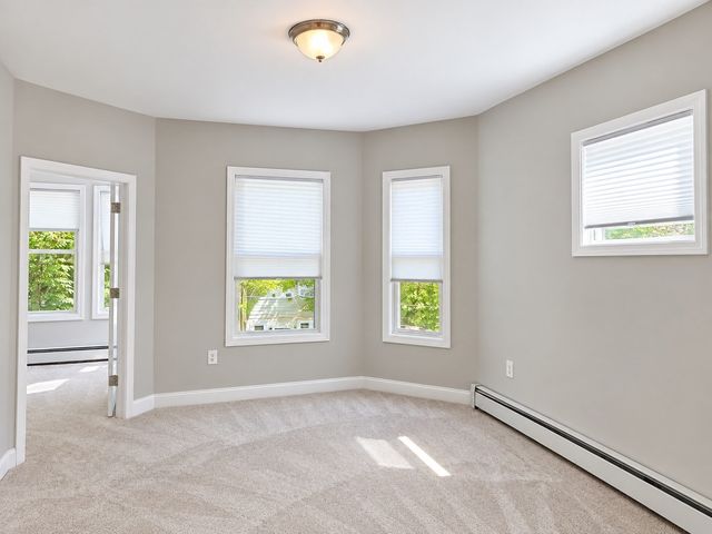 17 Ford St 2, Haverhill, MA 01832