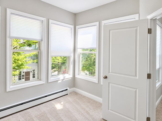 17 Ford St 2, Haverhill, MA 01832