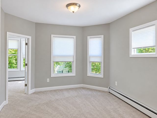 17 Ford St 2, Haverhill, MA 01832