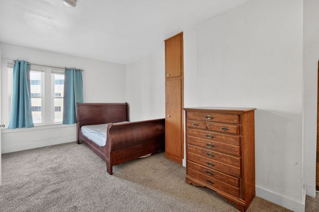 459 27th Street, Des Moines, IA 50312