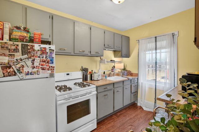 459 27th Street, Des Moines, IA 50312