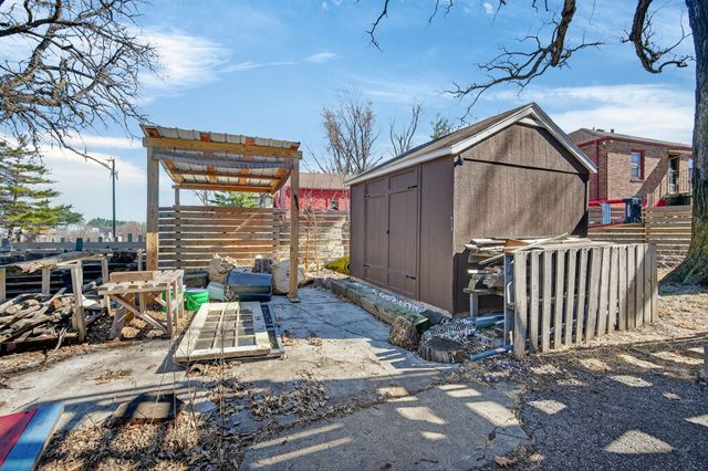 459 27th Street, Des Moines, IA 50312