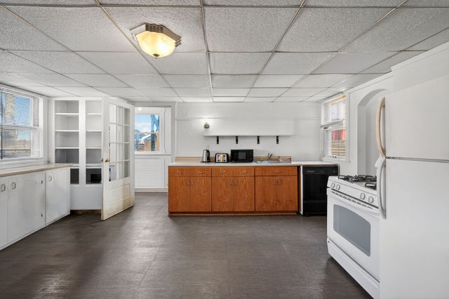 459 27th Street, Des Moines, IA 50312