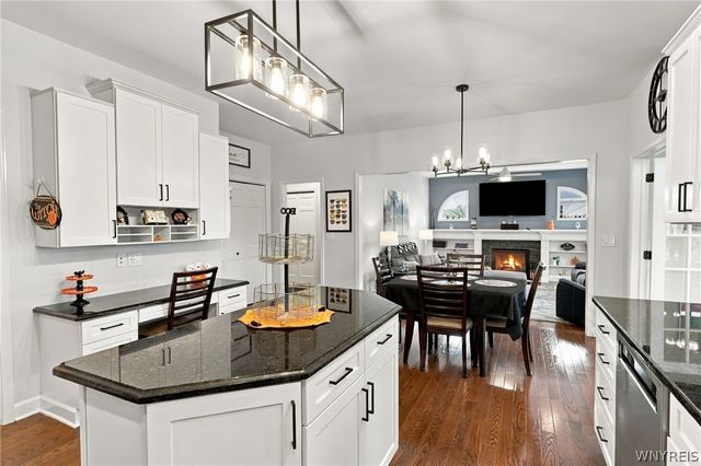 7279 Ridgeview Drive West, Pendleton, NY 14120