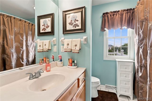 7279 Ridgeview Drive West, Pendleton, NY 14120