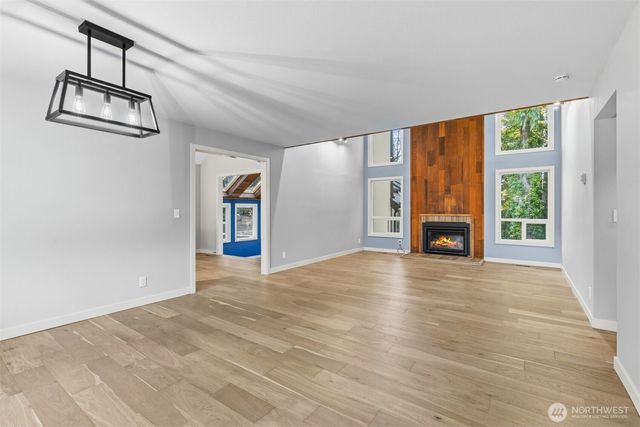 11785 Penny Place NE, Bainbridge Island, WA 98110