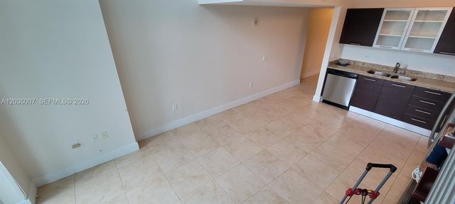 41 SE 5th Street 805, Miami, FL 33131