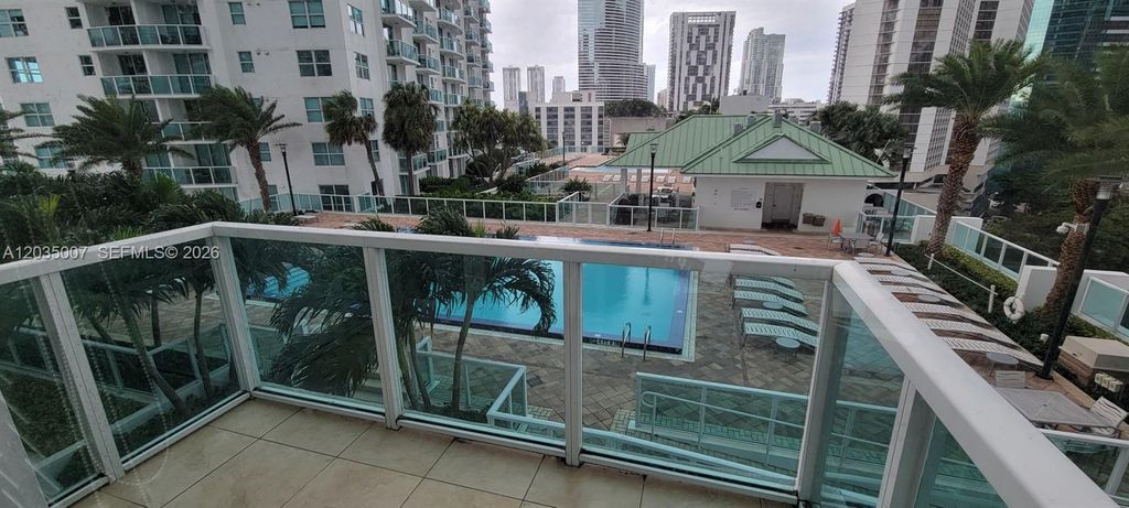 41 SE 5th Street 805, Miami, FL 33131