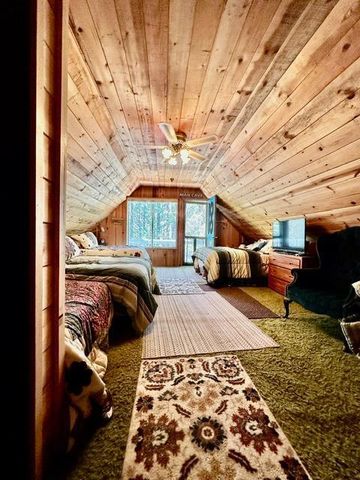 1340 Gooseberry Rd, Strawberry Valley, CA 95981