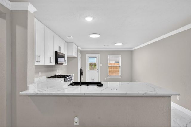 18927 Remington Bend Drive, Houston, TX 77073