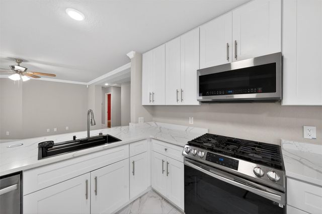 18927 Remington Bend Drive, Houston, TX 77073