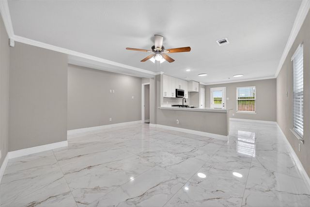 18927 Remington Bend Drive, Houston, TX 77073