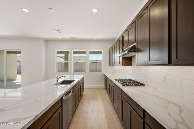 3419 W SUNSTONE Drive, San Tan Valley, AZ 85144