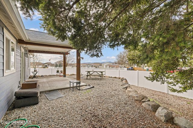 368 W TENNESSEE AVE, Post Falls, ID 83854