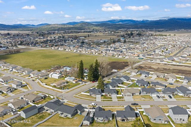 368 W TENNESSEE AVE, Post Falls, ID 83854