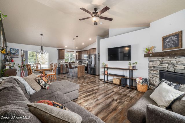 368 W TENNESSEE AVE, Post Falls, ID 83854